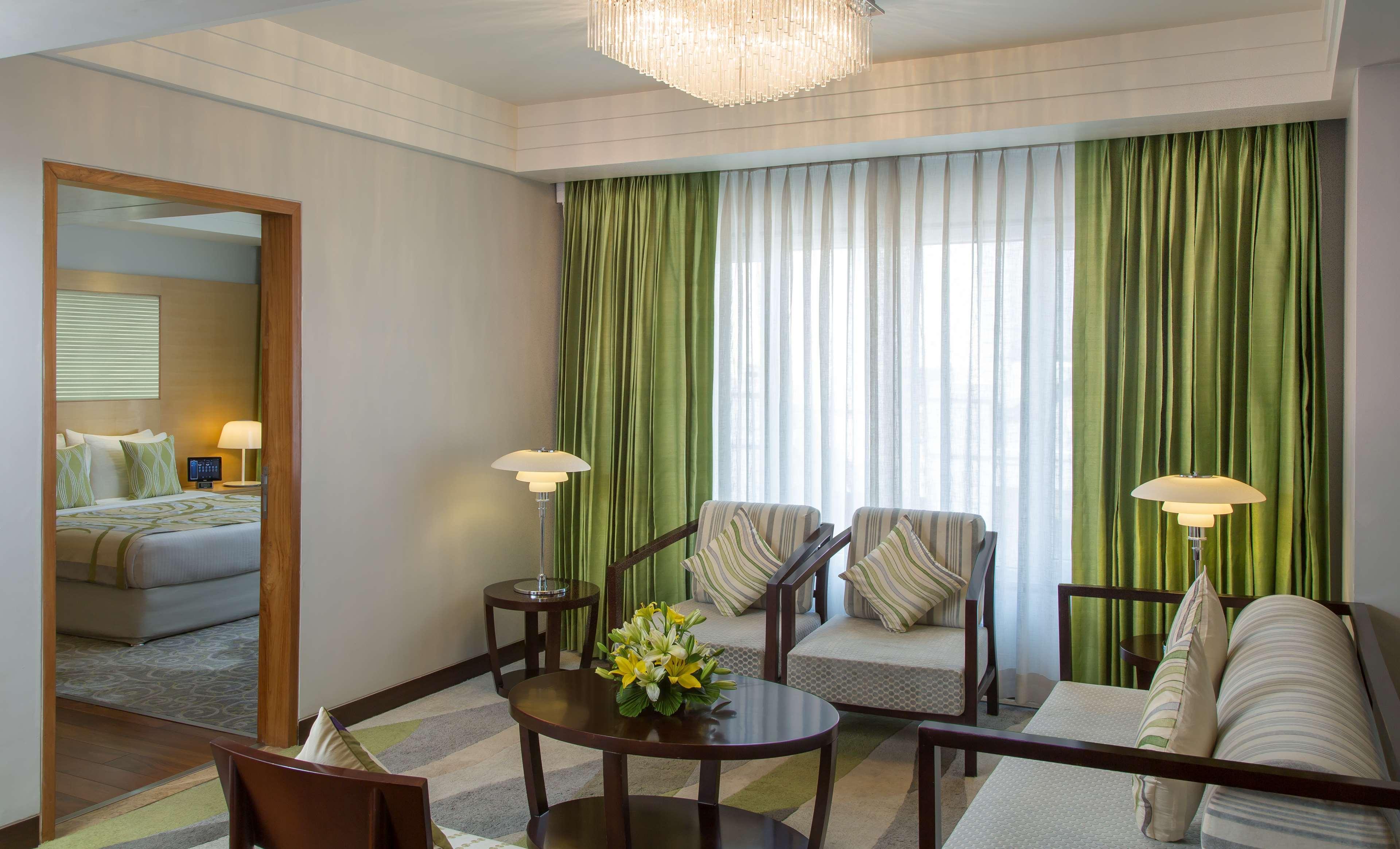 होटल Radisson Blu 5*